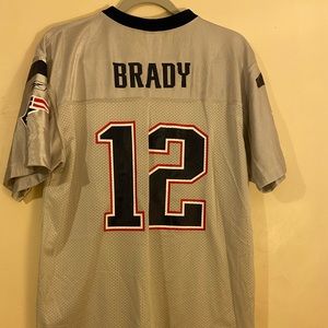 New England Patriots Tom Brady football jersey XL